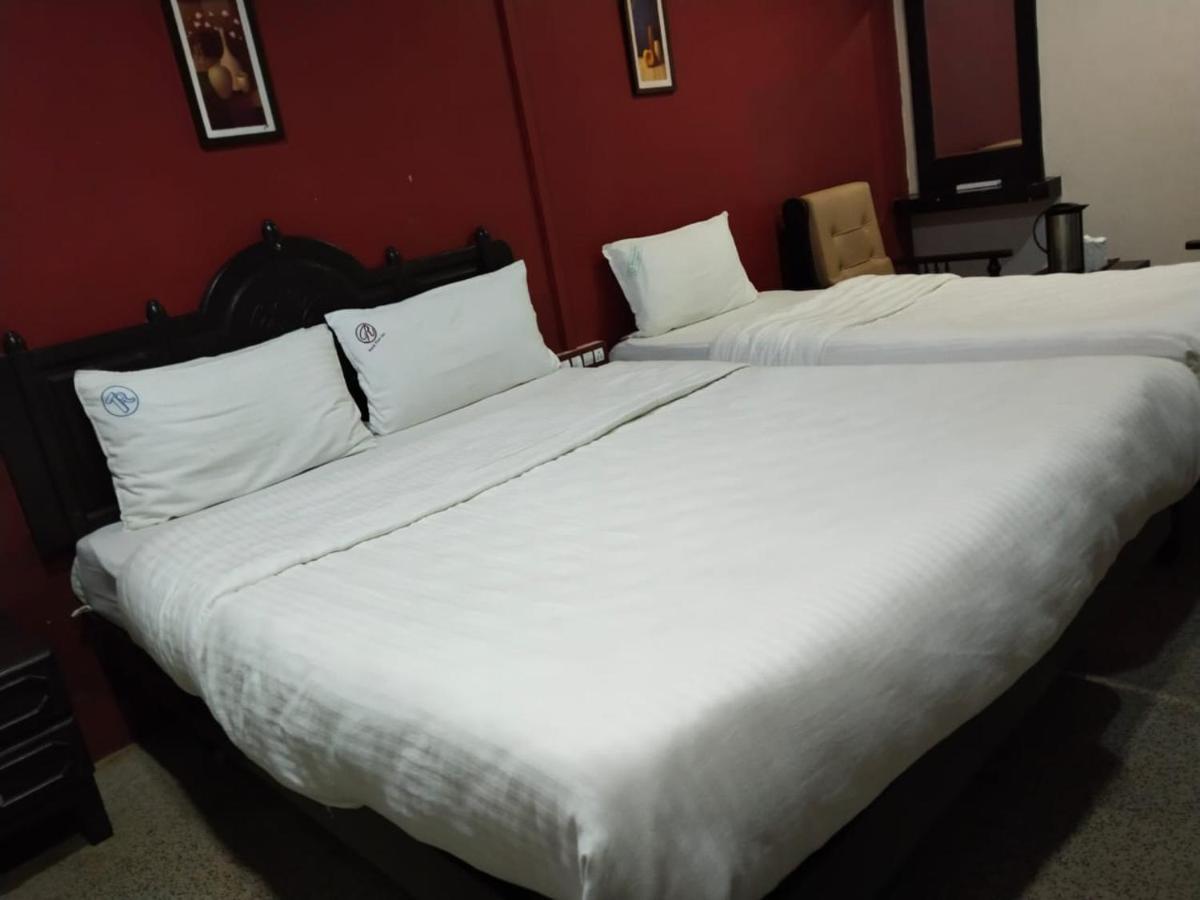 Hotel Seven Roads Кодайканал Экстерьер фото