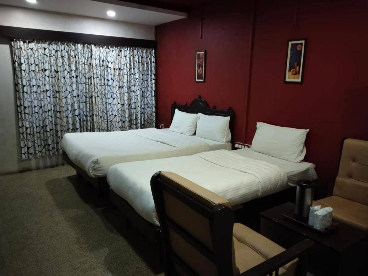 Hotel Seven Roads Кодайканал Экстерьер фото